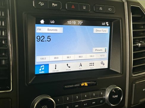 Used 2019 Ford Expedition Limited w/ Equipment Group 303A AWD/4WD image 15
