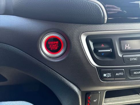 Certified 2023 Honda Ridgeline RTL image 34