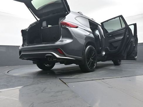 Certified 2023 Toyota Highlander XSE image 59