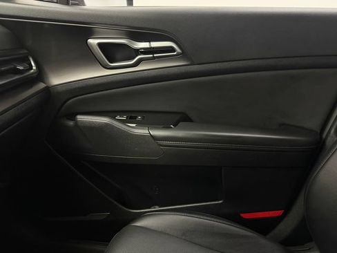 Used 2024 Kia Sportage EX FWD image 26