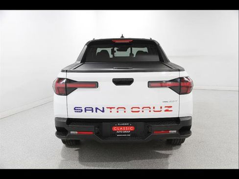 Used 2022 Hyundai Santa Cruz SEL Premium image 19