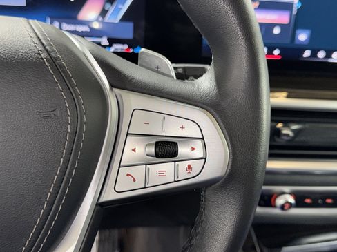 Used 2024 BMW X7 xDrive40i image 22