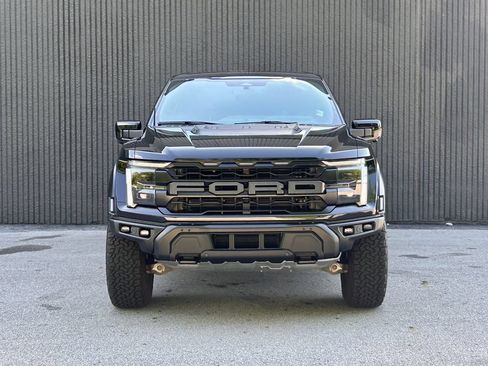 Used 2025 Ford F150 Raptor AWD/4WD image 9