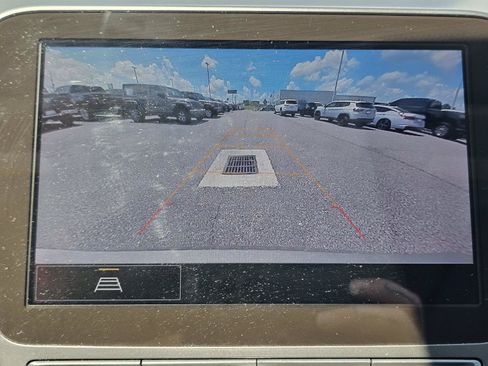 Used 2024 Chevrolet Malibu LT FWD image 30