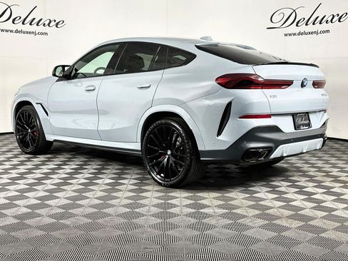 Used 2024 BMW X6 M60i AWD/4WD image 4