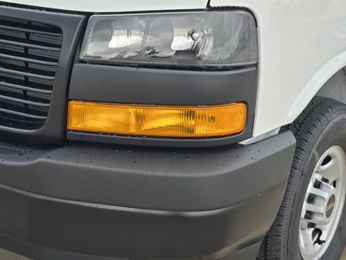 New 2025 GMC Savana 3500 Extended w/ Driver Convenience Package image 6