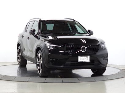 Used 2024 Volvo XC40 B5 Plus w/ Protection Package Premier