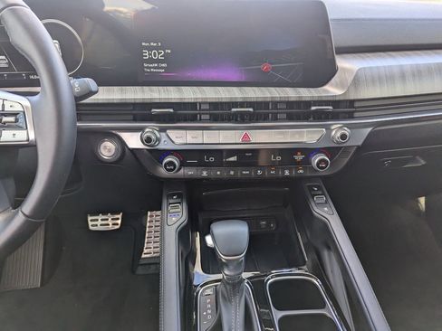 Used 2025 Kia Telluride SX image 13
