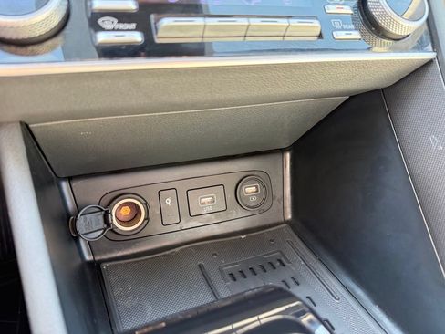 Used 2023 Hyundai Sonata SEL w/ Convenience Package FWD image 18