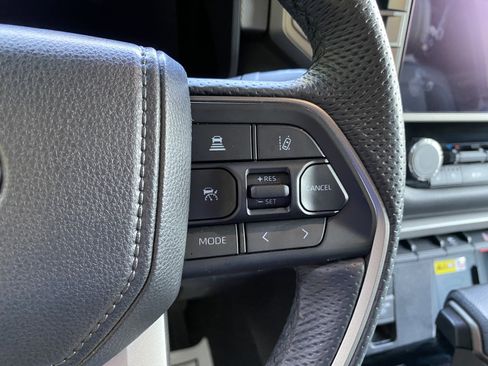 Used 2025 Toyota Tundra Limited AWD/4WD image 20