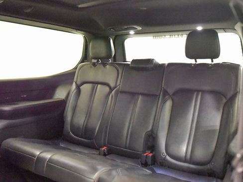 Used 2022 Jeep Wagoneer Series II w/ Premium Group I image 7