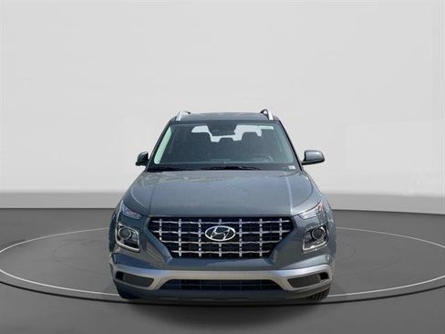 New 2026 Hyundai Venue SEL FWD image 2