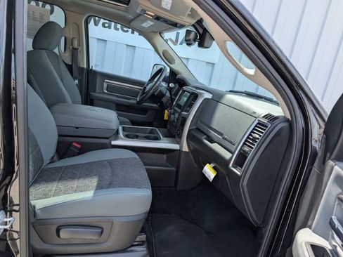 Used 2018 RAM 2500 Big Horn w/ Harvest Edition AWD/4WD image 18
