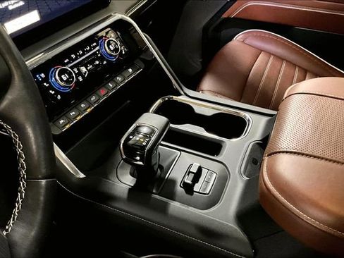 Certified 2023 GMC Sierra 1500 Denali Ultimate AWD/4WD image 34