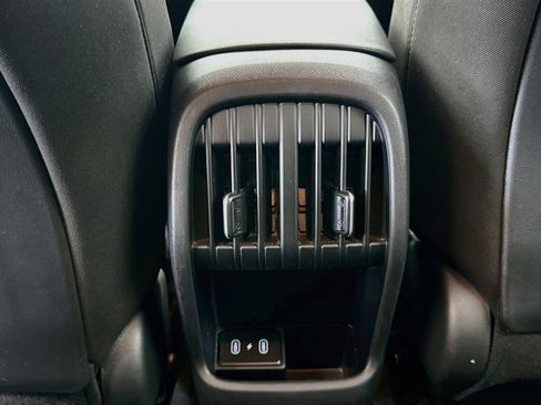 Used 2025 Hyundai Kona SEL FWD image 26