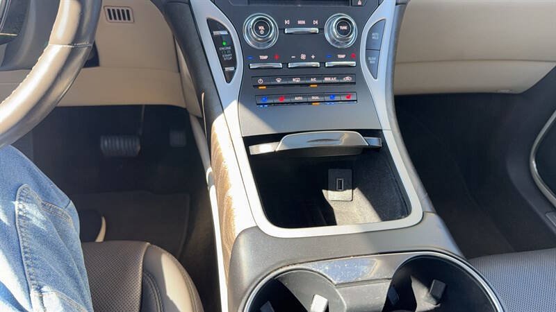 Used 2020 Lincoln Nautilus Reserve AWD/4WD image 28