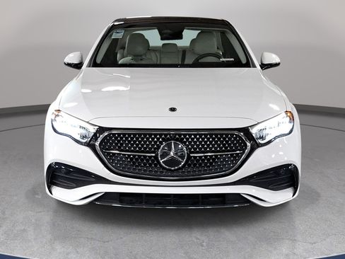 Used 2026 Mercedes-Benz E 350 4MATIC Sedan image 2