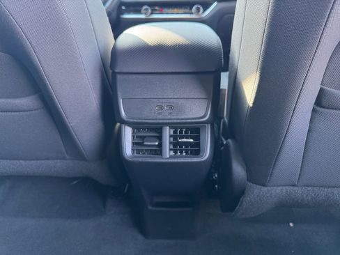 Used 2025 Chevrolet Equinox LT image 22