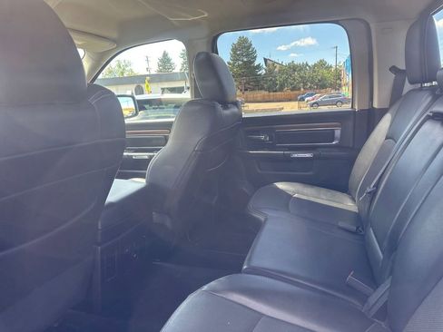 Used 2016 RAM 1500 Laramie w/ Convenience Group AWD/4WD image 32