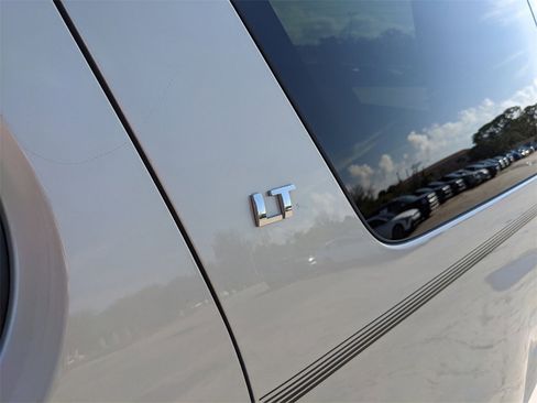 Used 2014 Chevrolet Tahoe LT w/ Luxury Package image 12