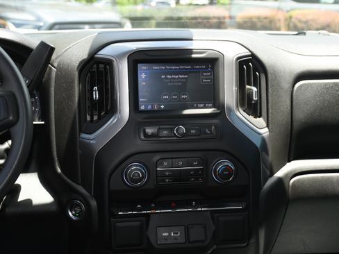 Used 2023 Chevrolet Silverado 1500 W/T w/ WT Value Package AWD/4WD image 15