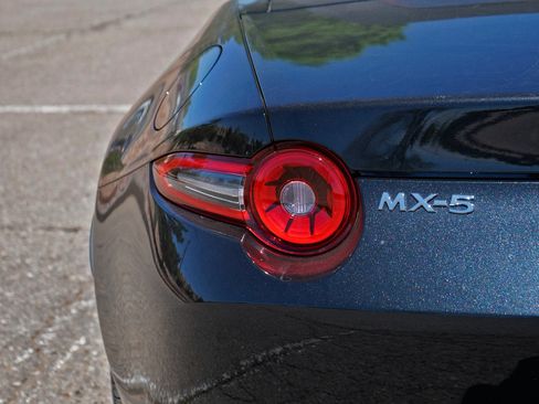 Used 2026 MAZDA MX-5 Miata Grand Touring w/ Weather Package RWD image 13
