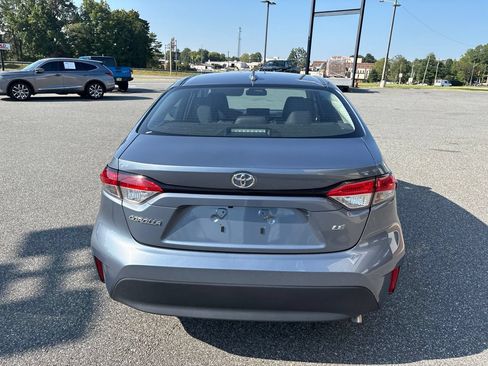 Used 2025 Toyota Corolla LE FWD image 8
