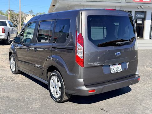 Used 2016 Ford Transit Connect XLT image 4