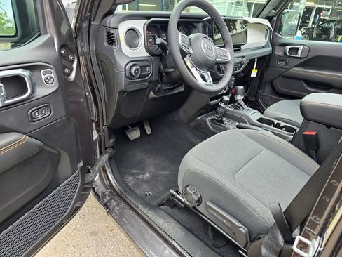 New 2025 Jeep Wrangler Sahara w/ Safety Group AWD/4WD image 15
