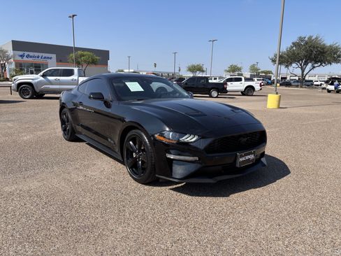 Certified 2022 Ford Mustang Coupe w/ Equipment Group 101A RWD image 5