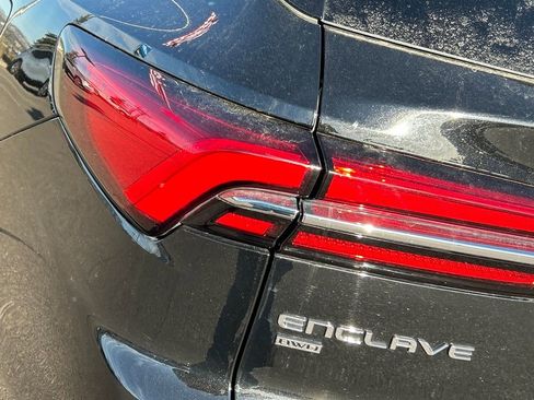 Used 2025 Buick Enclave Preferred image 33