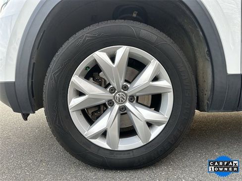 Used 2018 Volkswagen Atlas Launch Edition image 11