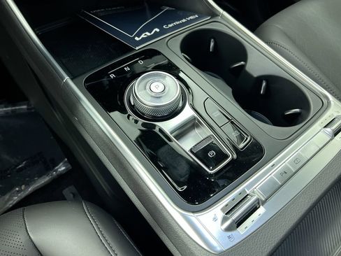 New 2026 Kia Carnival SX Prestige image 24