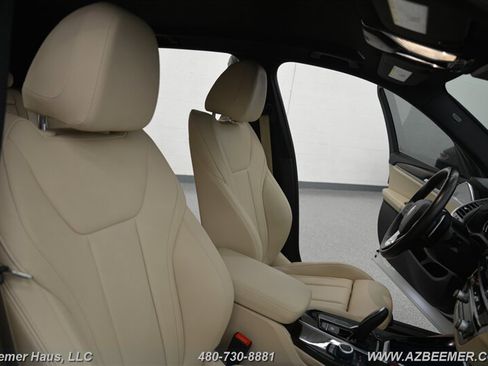 Used 2019 BMW X3 sDrive30i w/ Driving Assistance Package image 21