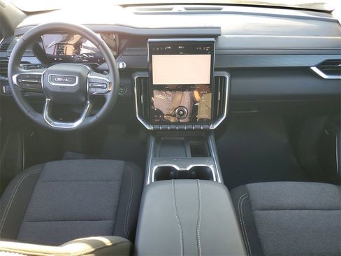 Used 2025 GMC Acadia Elevation w/ Black Edition image 11