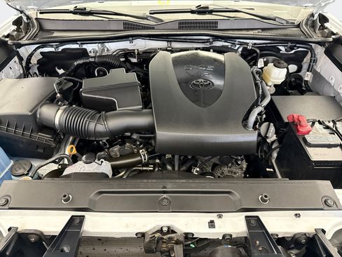 Used 2023 Toyota Tacoma SR image 21