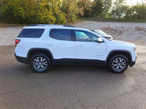 Used 2023 GMC Acadia SLT image 6