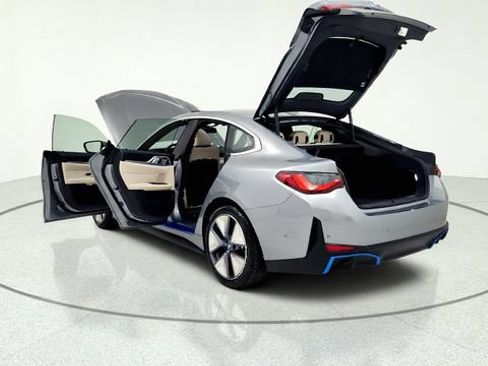 Used 2023 BMW i4 eDrive35 RWD image 16
