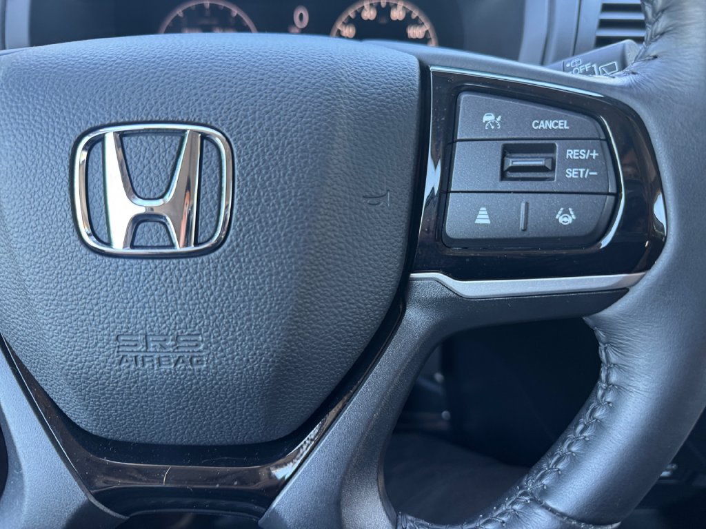 Used 2025 Honda Odyssey Touring image 30
