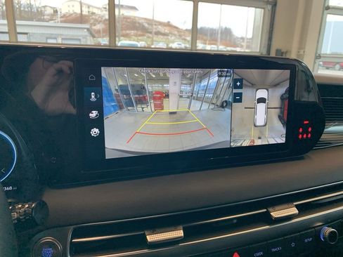 Used 2024 Hyundai Palisade Calligraphy image 7