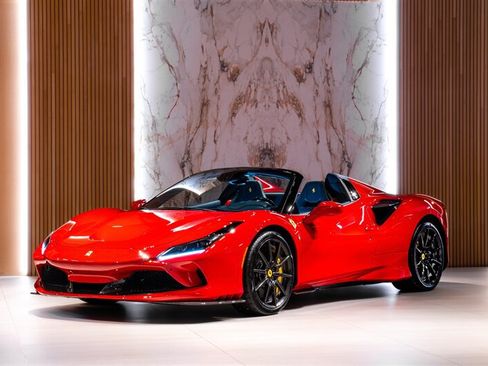 Used 2022 Ferrari F8 Tributo RWD image 1