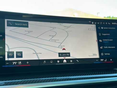 Used 2025 BMW X6 M Competition w/ Executive Package image 46