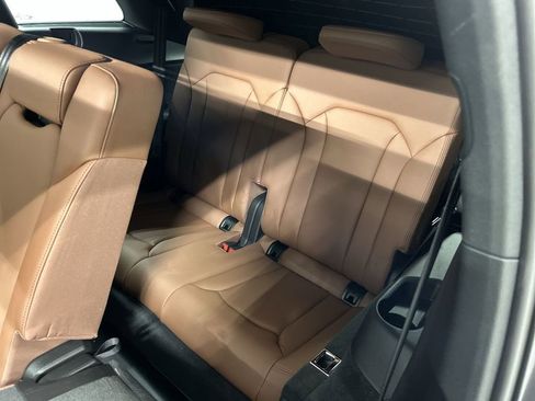 Used 2023 Audi Q7 3.0T Prestige w/ Prestige Package image 22