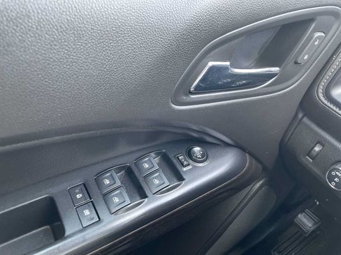 Used 2018 GMC Canyon SLT w/ Driver Alert Package AWD/4WD image 22