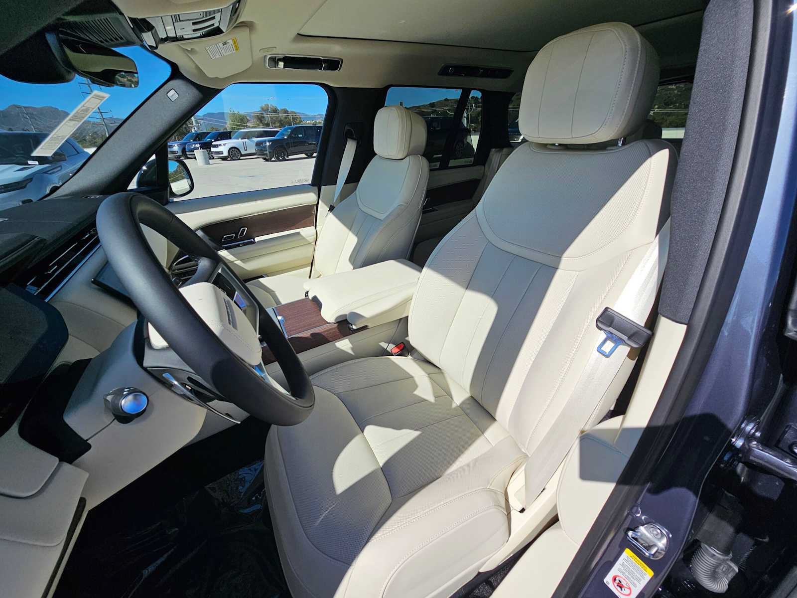 New 2026 Land Rover Range Rover SE AWD/4WD image 21