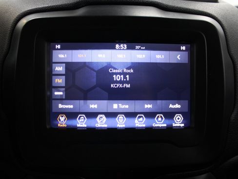 Used 2020 Jeep Renegade Latitude image 43