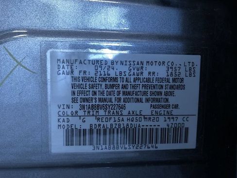 Used 2025 Nissan Sentra S FWD image 32
