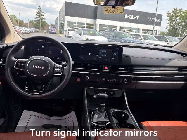 Used 2025 Kia Carnival SX Prestige FWD image 16