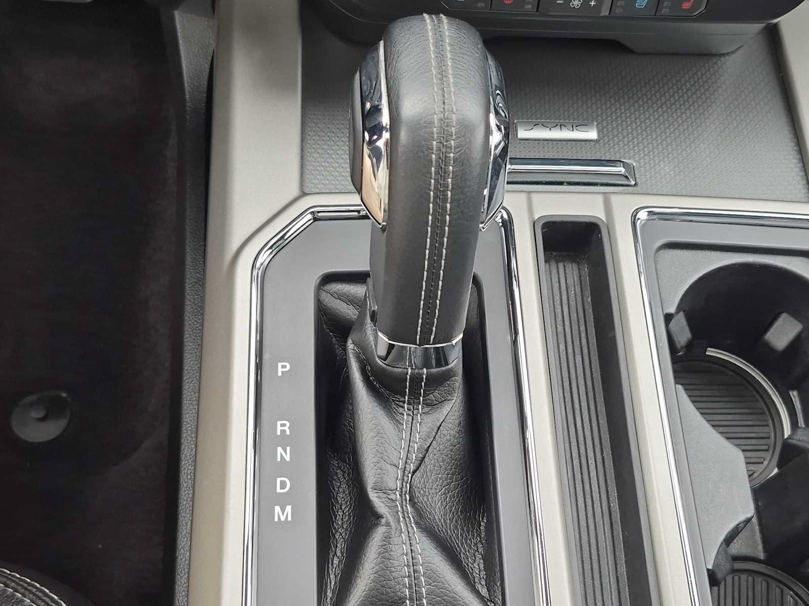 Used 2017 Ford F150 Lariat w/ Equipment Group 502A Luxury AWD/4WD image 31