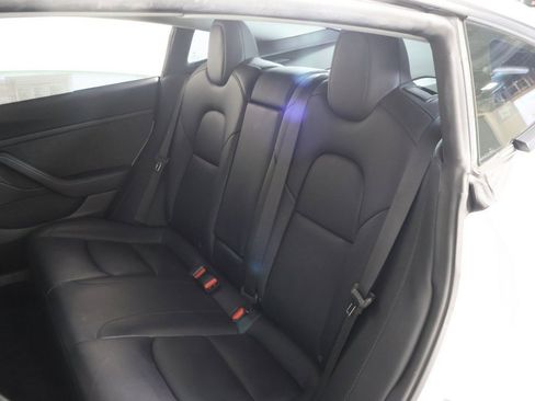 Used 2023 Tesla Model 3 Standard Range image 29